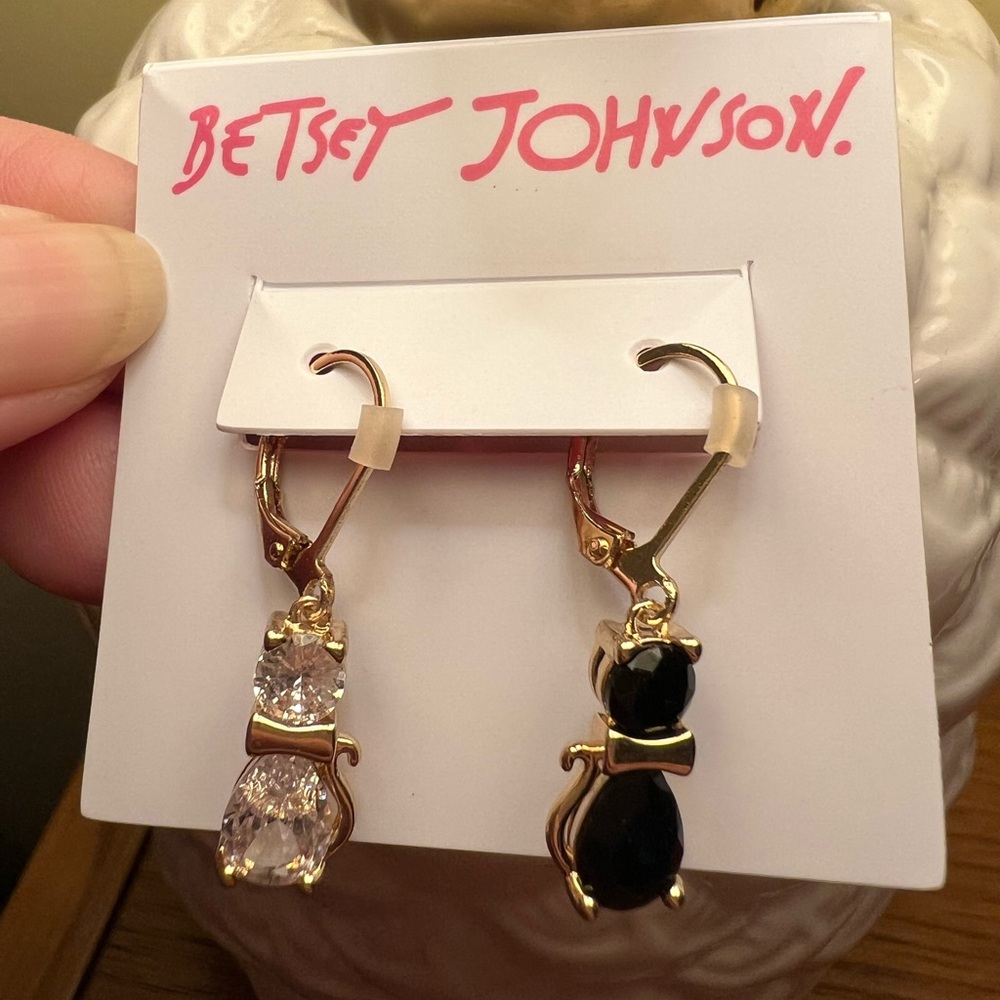 Betsey Johnson Cat Earrings with Crystal Accents NWT - Picture 2 of 5
